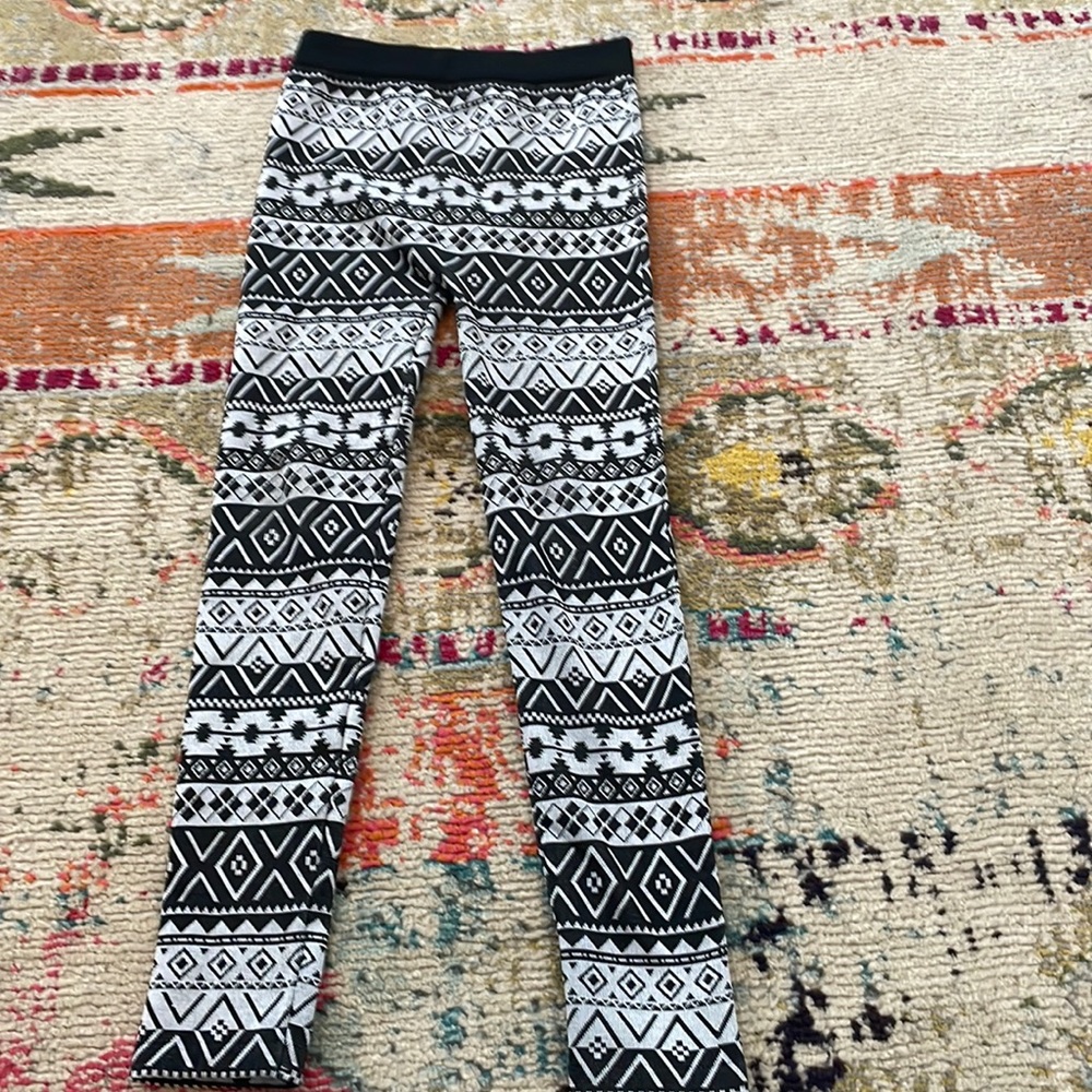 Women’s medium fleece lined leggings